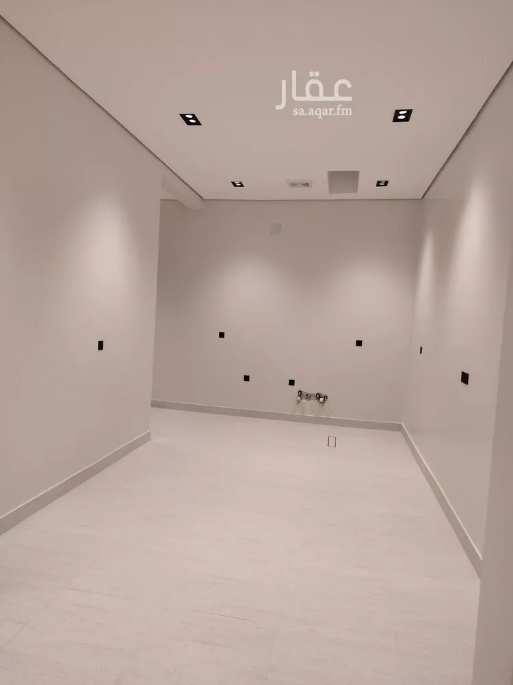 دور للبيع في شارع رقم 322, حي المونسية, مدينة الرياض, منطقة الرياض صورة 4