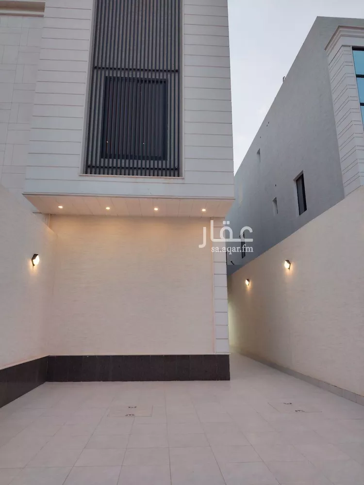 Floor for Sale in Riyadh Al Qadisiyah