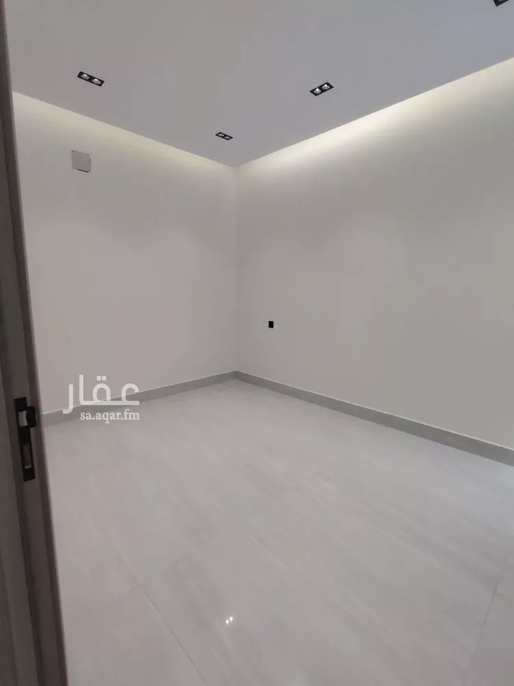 دور للبيع في شارع عبدالرحمن الأنصاري, حي الرمال, مدينة الرياض, منطقة الرياض صورة 5