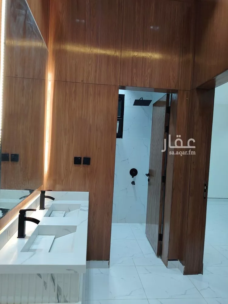 فيلا للبيع في شارع صالح بن محمد الحسني, حي الخليج, مدينة الرياض, منطقة الرياض صورة 3