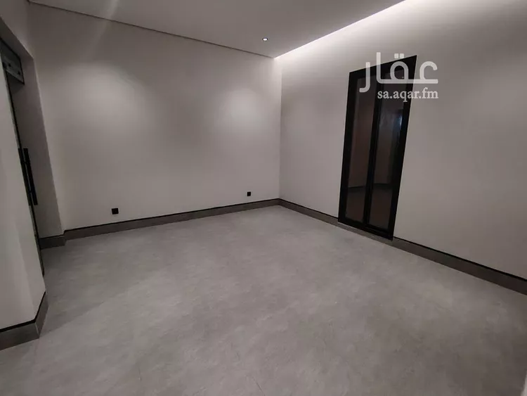 دور للبيع في شارع محمد المصيبيح, حي الرمال, مدينة الرياض, منطقة الرياض صورة 4
