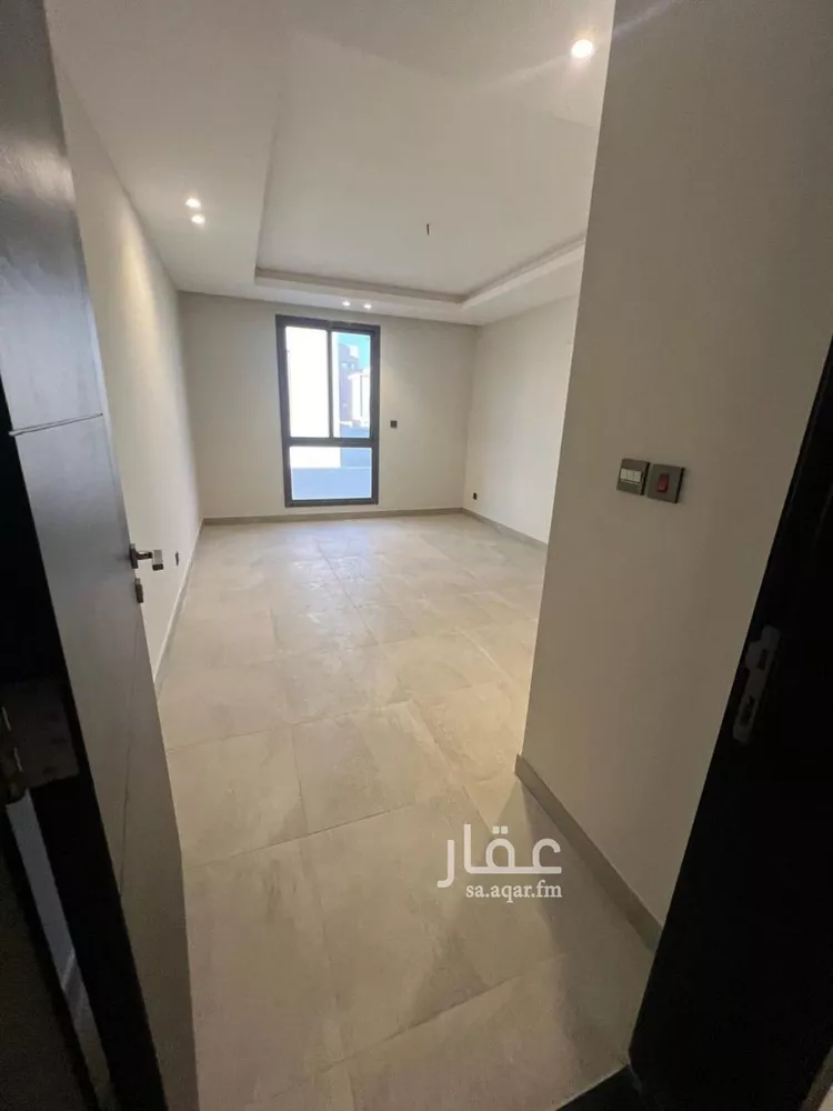 فيلا للإيجار في شارع مسلم بن عبيدالله, حي عكاظ, مدينة الرياض, منطقة الرياض صورة 3