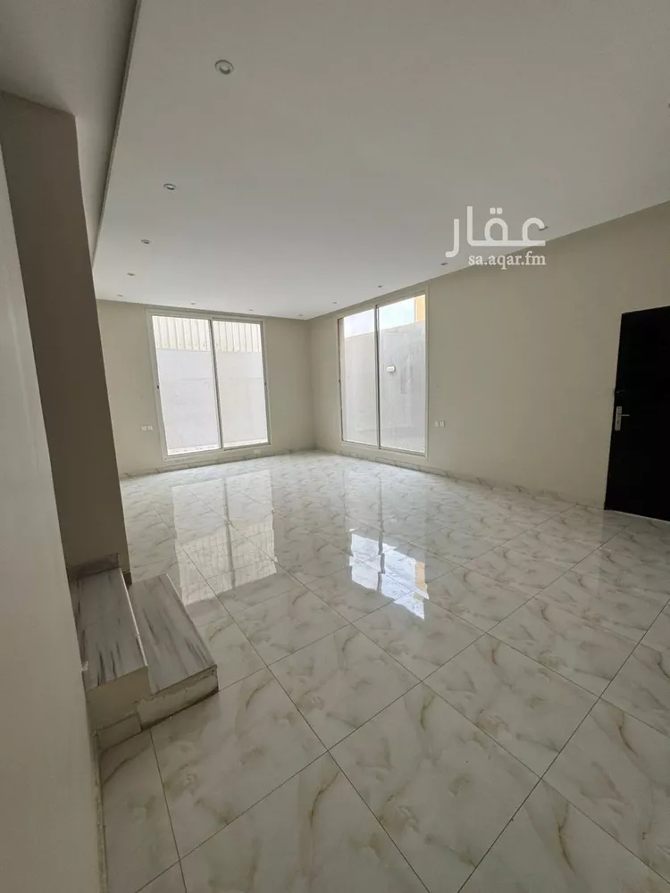 فيلا للإيجار في شارع جعفر السقاف, حي طويق, مدينة الرياض, منطقة الرياض 1 صورة