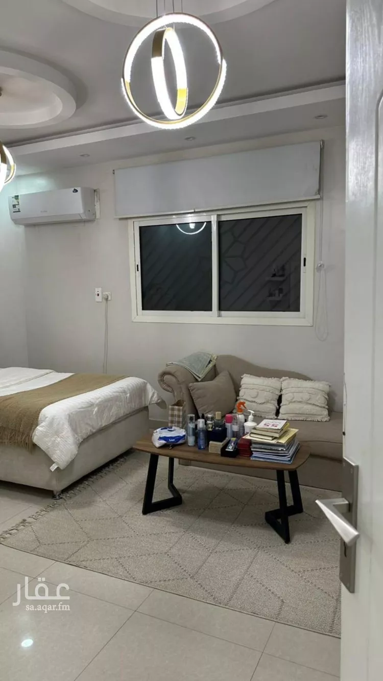 فيلا للبيع في شارع الأنبار, حي السعادة, مدينة الرياض, منطقة الرياض صورة 2