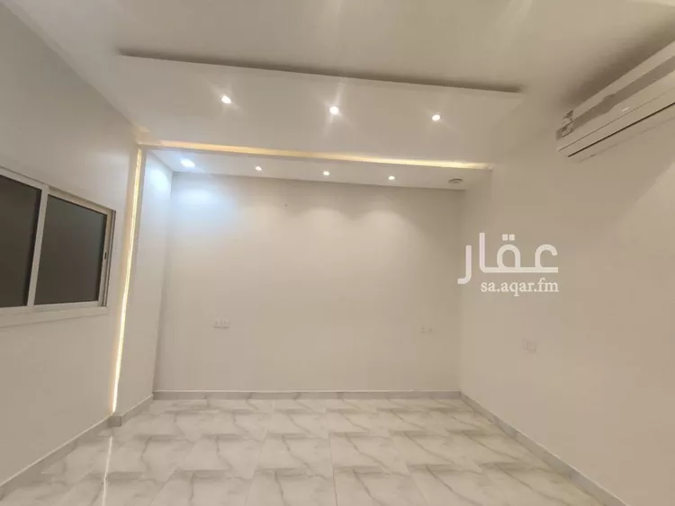 فيلا للبيع في شارع الإمام أبي داوود, حي المهدية, مدينة الرياض, منطقة الرياض صورة 2