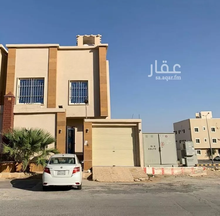 فيلا للبيع في شارع رقم 317, حي ظهرة لبن, مدينة الرياض, منطقة الرياض