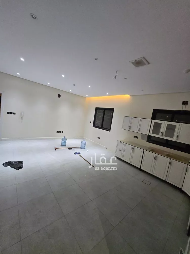 شقة للبيع في شارع قناة السويس, حي العقيق, مدينة الرياض, منطقة الرياض صورة 4
