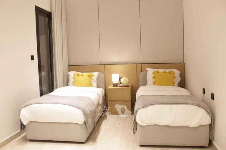 Floor for Rent in Riyadh Al Malqa 9