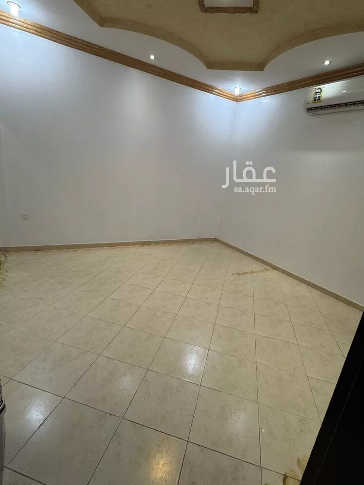 شقة للإيجار في شارع ابن باز, حي الفيصلية, مدينة الدرعية, منطقة الرياض صورة 4