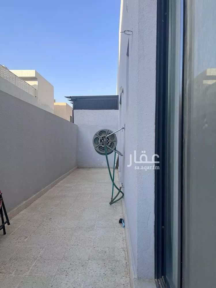 شقة للبيع في شارع ثعلبه بن سعد الخزرجي, حي العارض, مدينة الرياض, منطقة الرياض 18