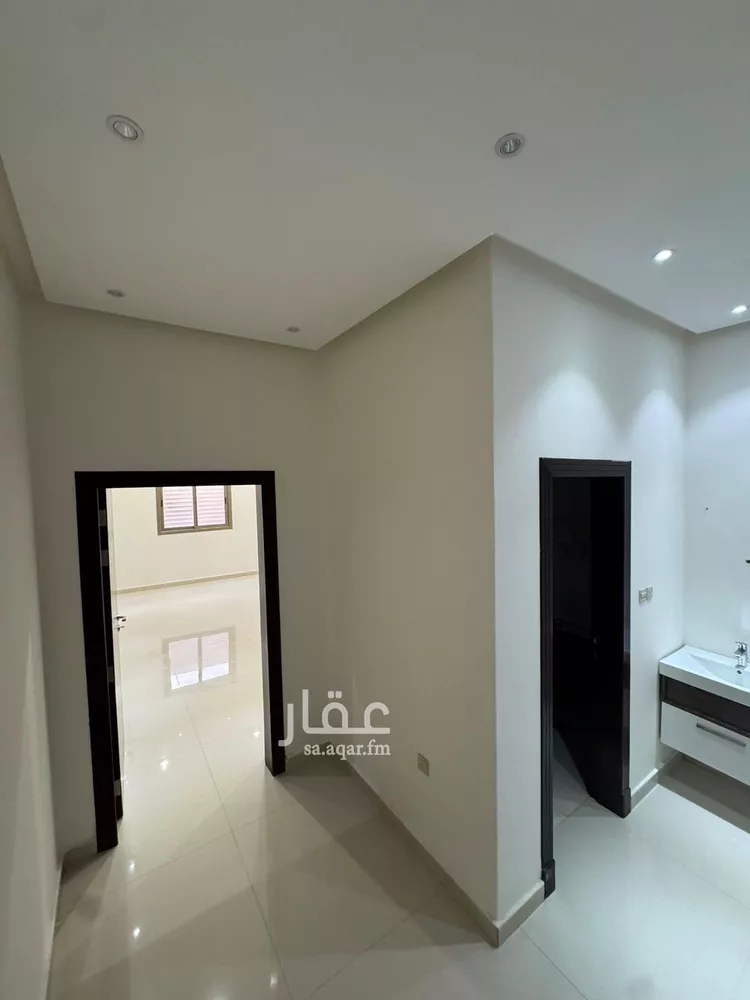 شقة للإيجار في شارع الحويطة, حي الملقا, مدينة الرياض, منطقة الرياض صورة 2