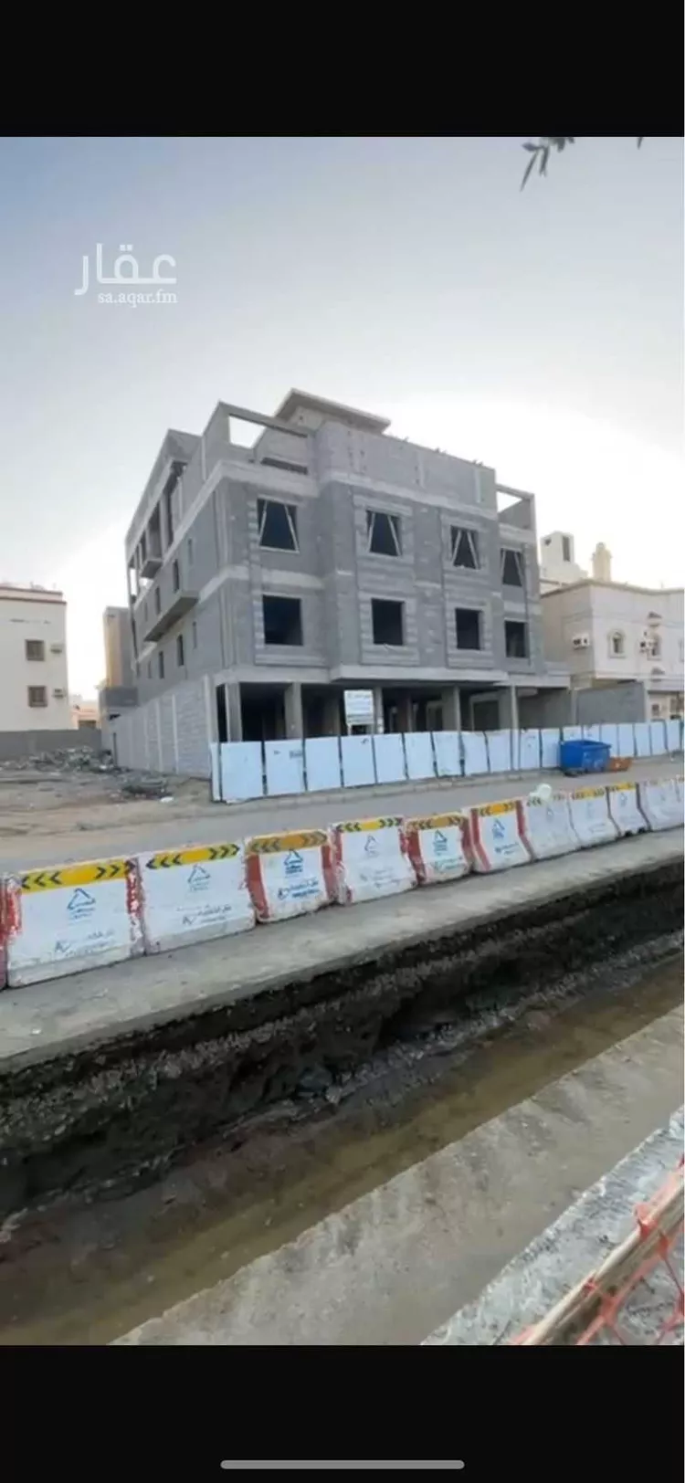 عمارة للبيع في شارع المظفر سيف الدين ، حي الحمدانية ، جدة ، جدة