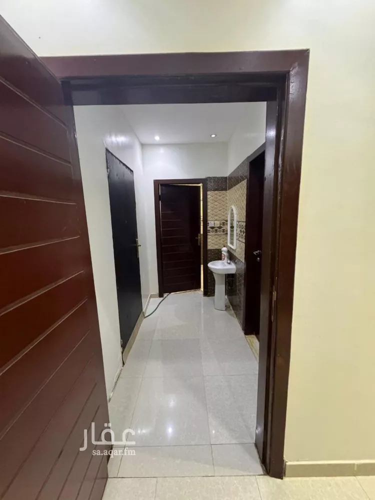 شقة للإيجار في شارع مقبل الذكير, حي طويق, مدينة الرياض, منطقة الرياض