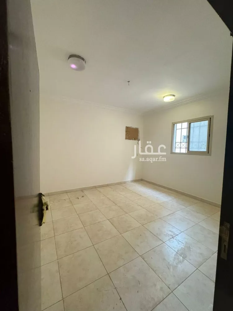دور للإيجار في شارع إسماعيل بن مبارك, حي بدر, مدينة الرياض, منطقة الرياض صورة 3