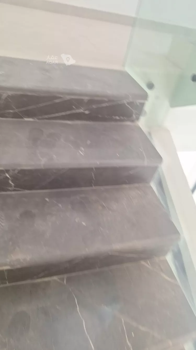 فيلا للإيجار في شارع حسن حسني عبدالوهاب, حي الرمال, مدينة الرياض, منطقة الرياض 2