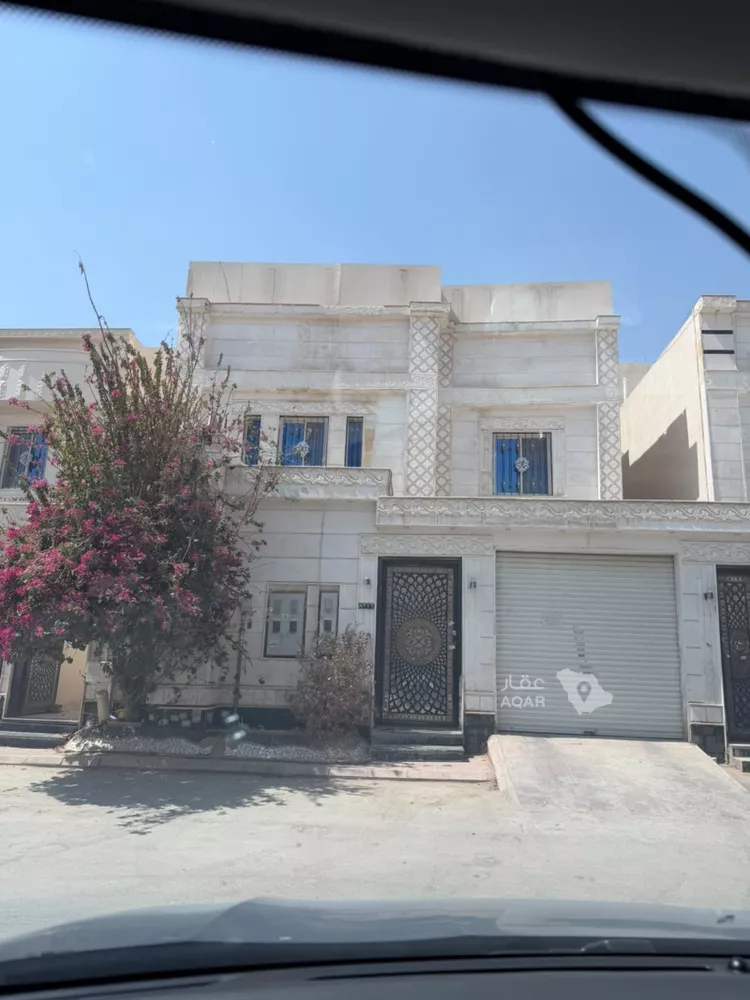 فيلا للإيجار في شارع حسن حسني عبدالوهاب, حي الرمال, مدينة الرياض, منطقة الرياض