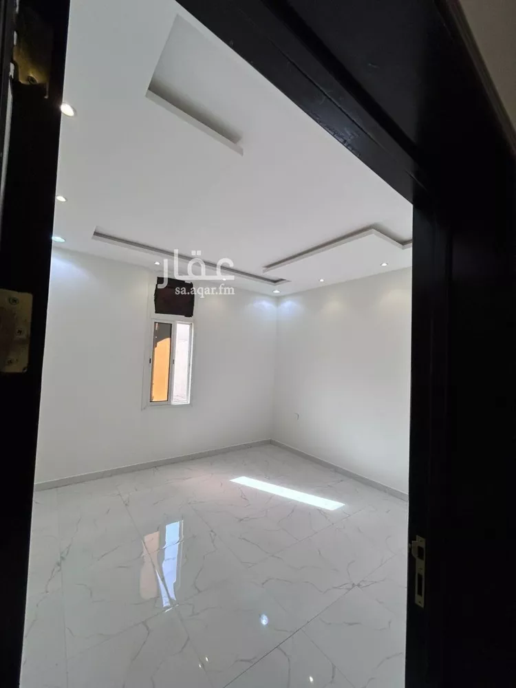 دور للإيجار في شارع فؤاد الخطيب, حي عكاظ, مدينة الرياض, منطقة الرياض صورة 2