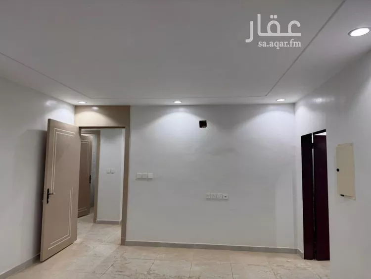 شقة للإيجار في شارع خالد بن زهير الهذلي, حي بدر, مدينة الرياض, منطقة الرياض صورة 3