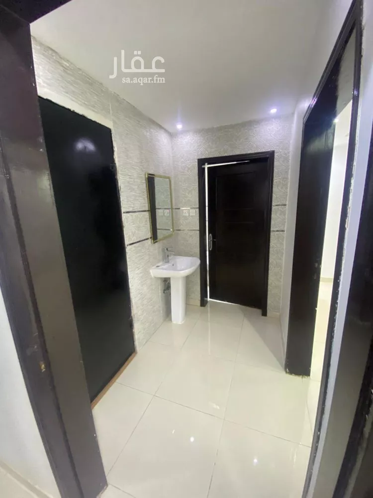 شقة للإيجار في شارع عكرمة بن سليمان, حي عكاظ, مدينة الرياض, منطقة الرياض صورة 3