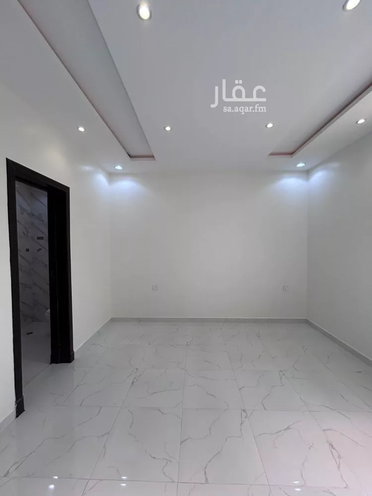 دور للإيجار في شارع فؤاد الخطيب, حي عكاظ, مدينة الرياض, منطقة الرياض صورة 4