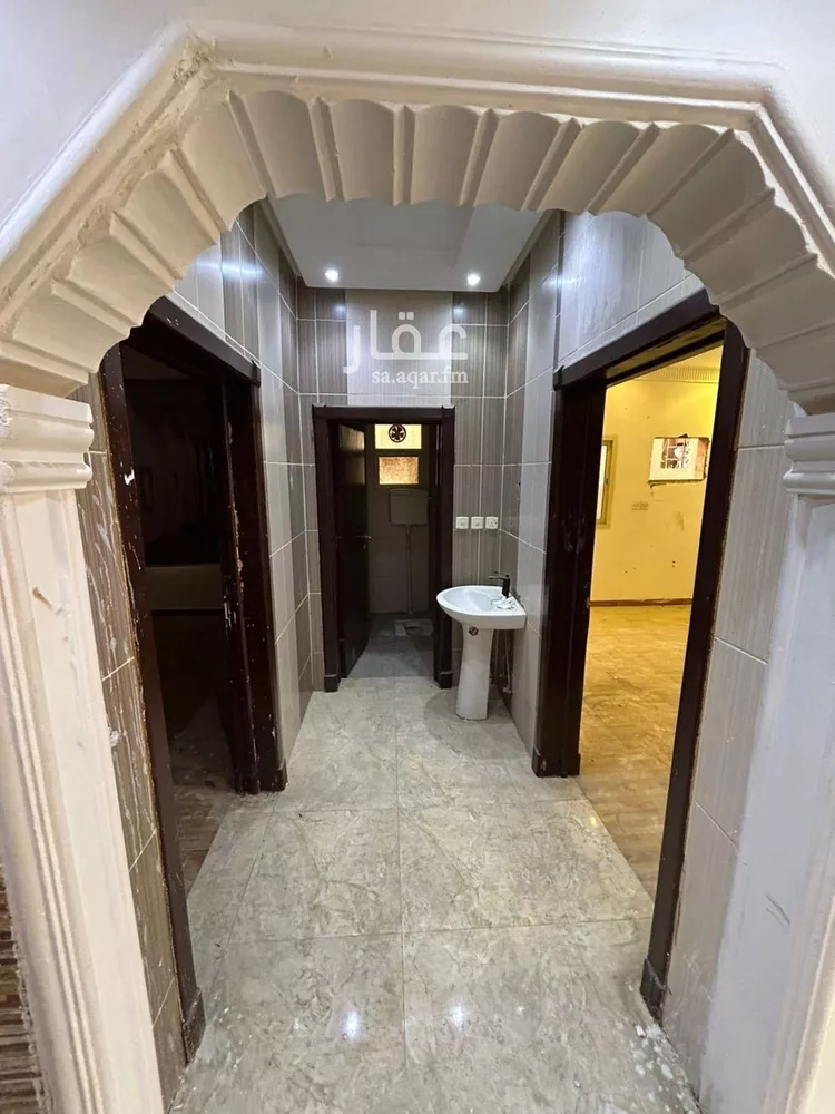 دور للإيجار في شارع فؤاد الخطيب, حي عكاظ, مدينة الرياض, منطقة الرياض