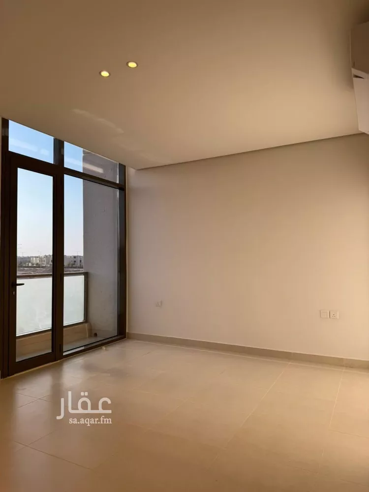 فيلا للإيجار في شارع القنا, حي مطار الملك خالد الدولي, مدينة الرياض, منطقة الرياض صورة 4