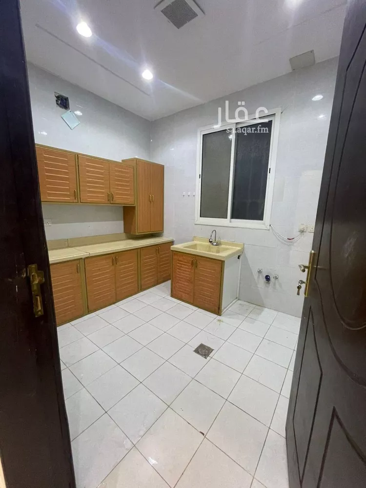 شقة للإيجار في شارع مقبل الذكير, حي طويق, مدينة الرياض, منطقة الرياض