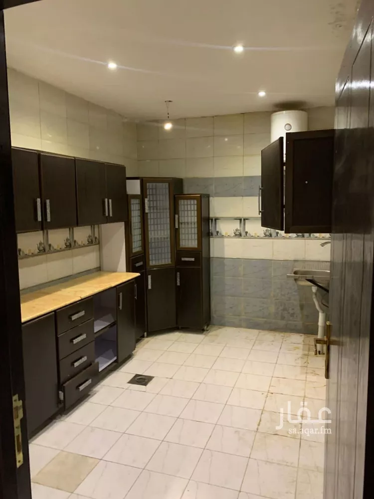 شقة للإيجار في شارع المغزل, حي ظهرة لبن, مدينة الرياض, منطقة الرياض