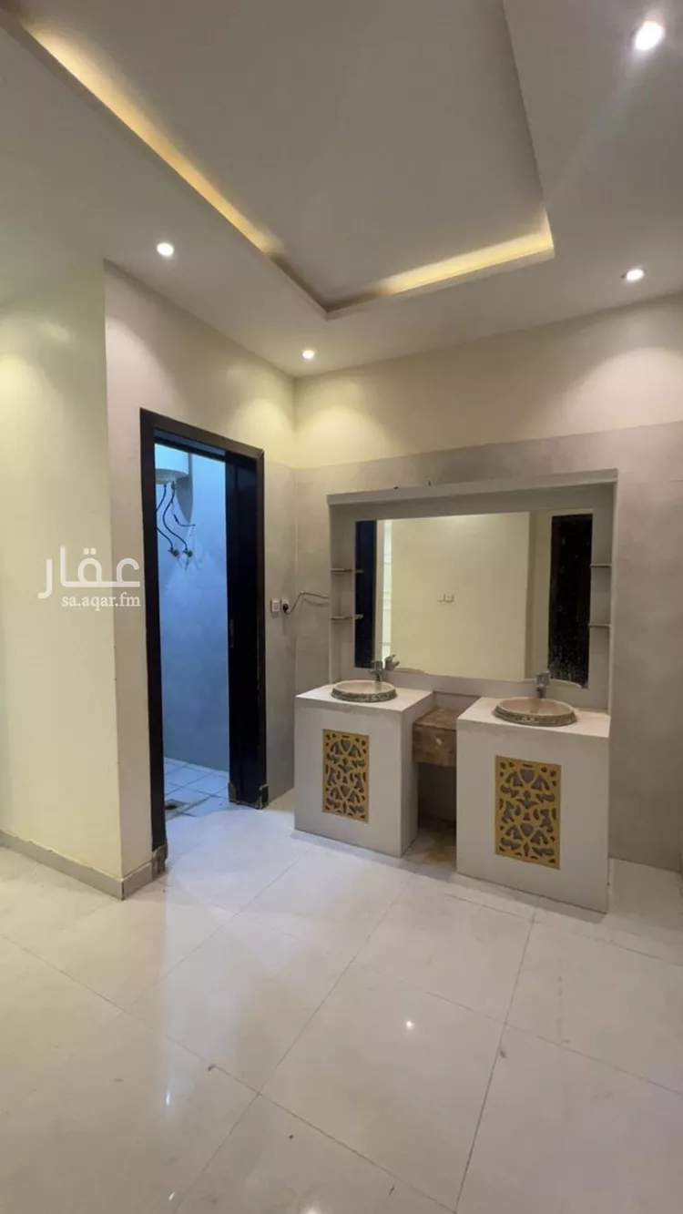دور للإيجار في شارع فؤاد الخطيب, حي عكاظ, مدينة الرياض, منطقة الرياض