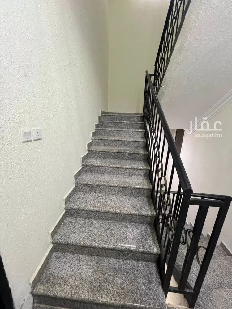 شقة للإيجار في شارع دمنهور, حي عكاظ, مدينة الرياض, منطقة الرياض صورة 4