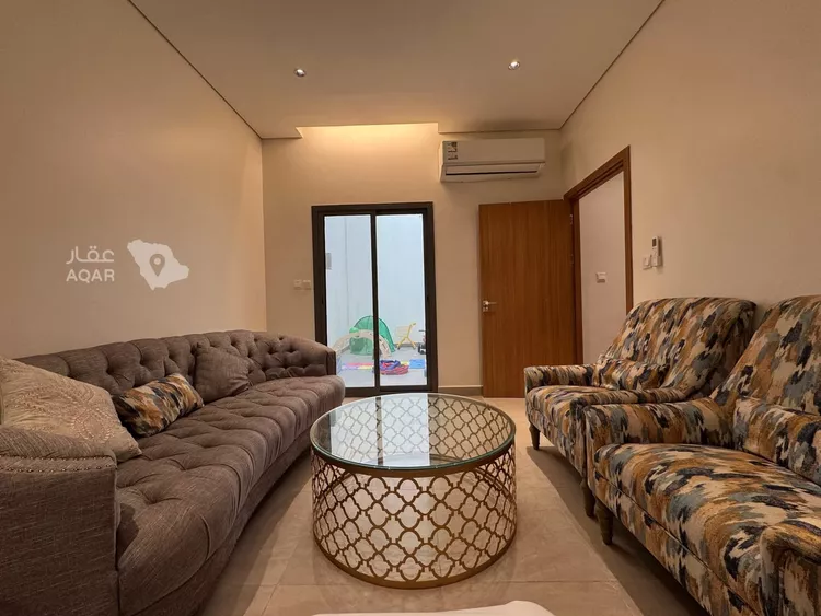 فيلا للإيجار في شارع القنا, حي مطار الملك خالد الدولي, مدينة الرياض, منطقة الرياض 5