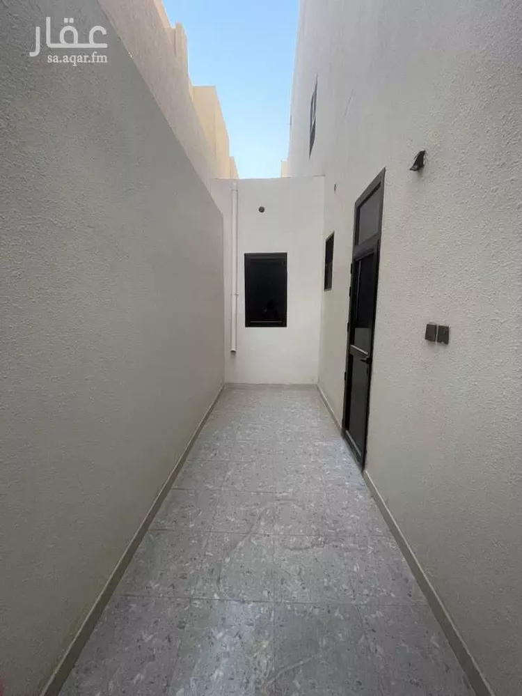 دور للبيع في شارع عبدالرحمن بن عوف, حي الرمال, مدينة الرياض, منطقة الرياض صورة 4