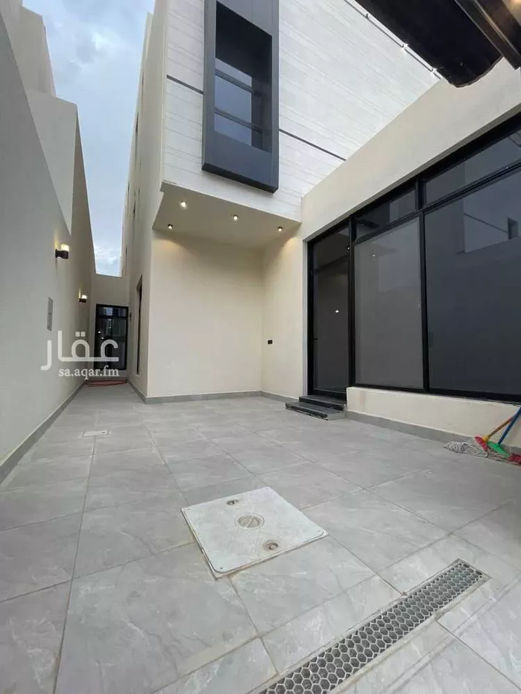دور للبيع في شارع يحيى بن يحيى القرطبي, حي الرمال, مدينة الرياض, منطقة الرياض