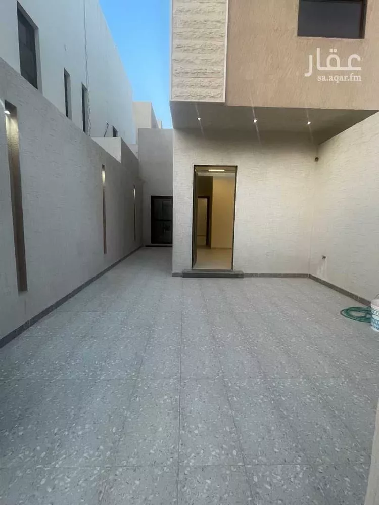 دور للبيع في شارع عبدالرحمن بن عوف, حي الرمال, مدينة الرياض, منطقة الرياض 10