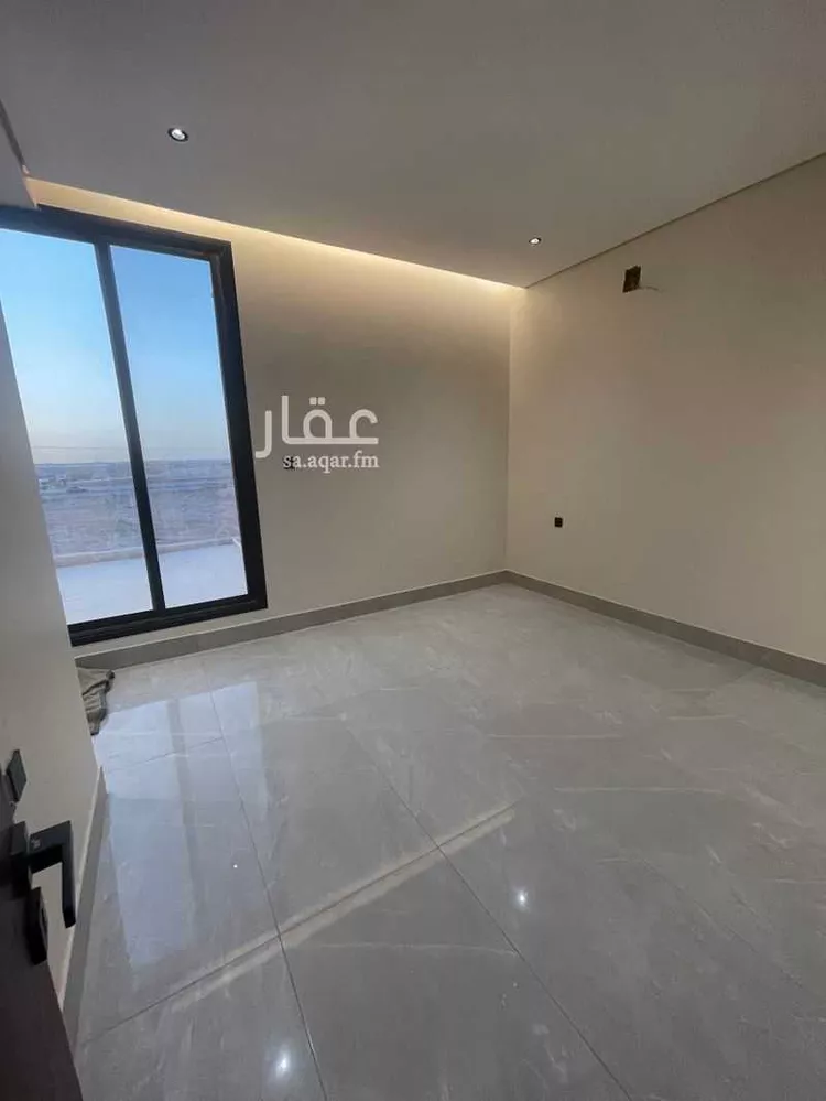 دور للبيع في شارع غياث ابن فارس, حي الرمال, مدينة الرياض, منطقة الرياض صورة 2