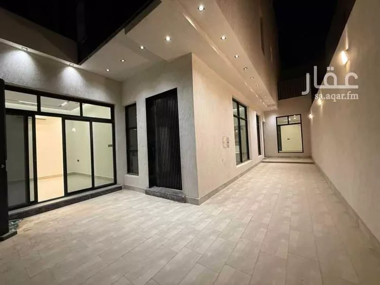 فيلا للبيع في شارع أسامه ابن زيد رضي الله عنه, حي الرمال, مدينة الرياض, منطقة الرياض 1 صورة
