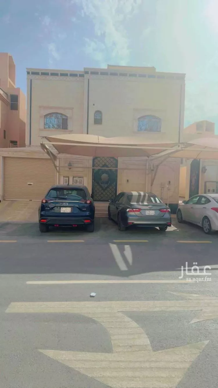 فيلا للبيع في شارع زحله, حي ظهرة لبن, مدينة الرياض, منطقة الرياض صورة 2