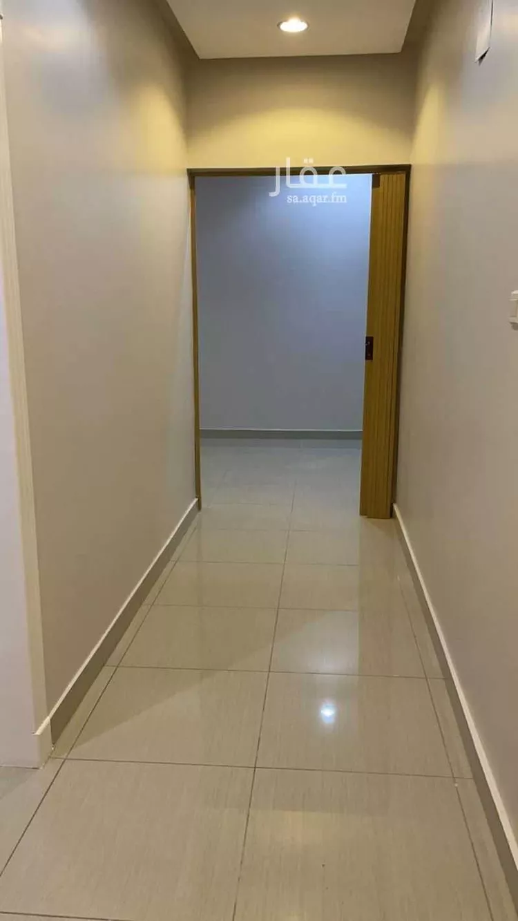 شقة للبيع في شارع العلمين, حي الملك عبدالله, مدينة الرياض, منطقة الرياض صورة 2