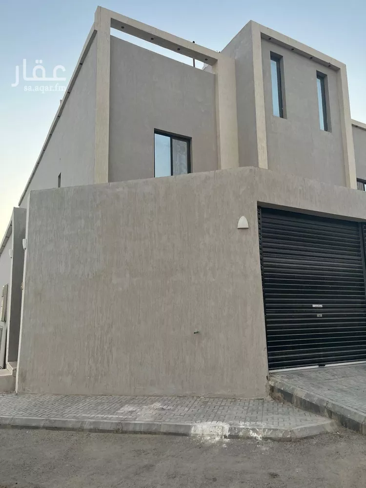 دور للبيع في شارع محمد الصناع, حي بدر, مدينة الرياض, منطقة الرياض صورة 3