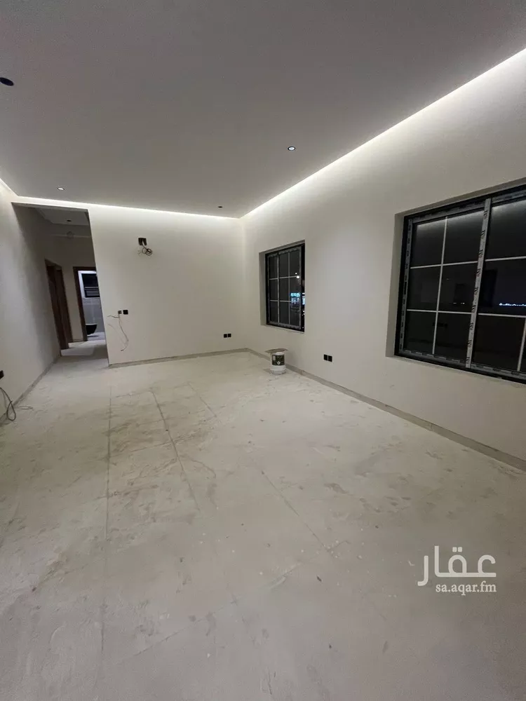 دور للبيع في شارع كعب بن زهير, حي شبرا, مدينة الرياض, منطقة الرياض صورة 2