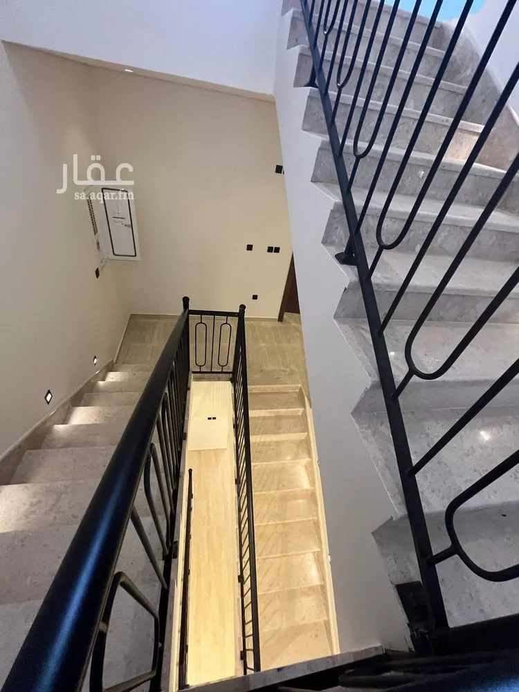 فيلا للبيع في شارع عبدالقادر الجزار, حي ظهرة البديعة, مدينة الرياض, منطقة الرياض صورة 4
