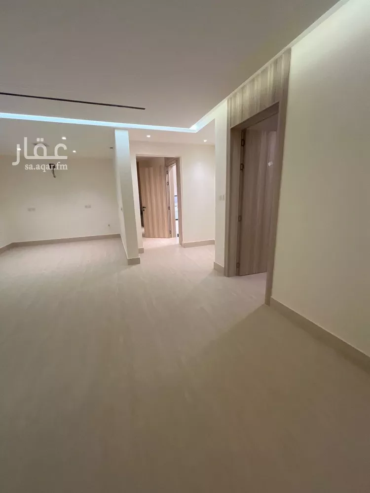 دور للبيع في شارع ابن السقاء, حي شبرا, مدينة الرياض, منطقة الرياض 10