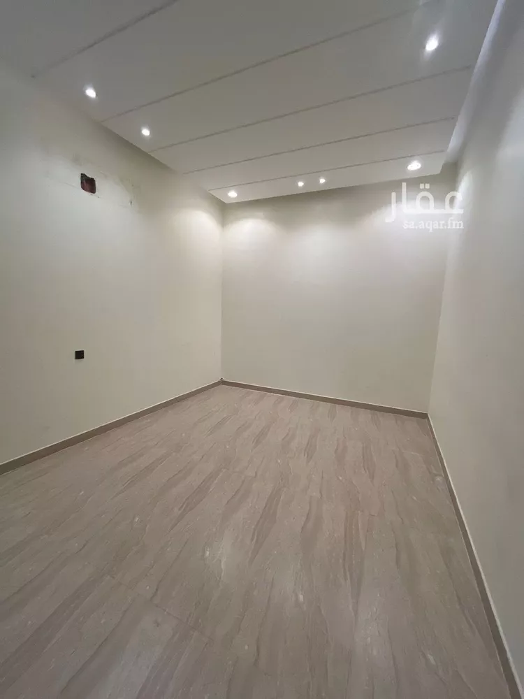 دور للبيع في شارع رغدان, حي نمار, مدينة الرياض, منطقة الرياض 9