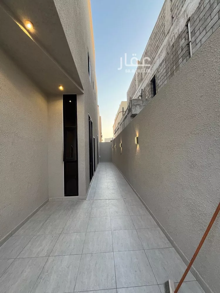 فيلا للبيع في شارع عبدالقادر الجزار, حي ظهرة البديعة, مدينة الرياض, منطقة الرياض صورة 5