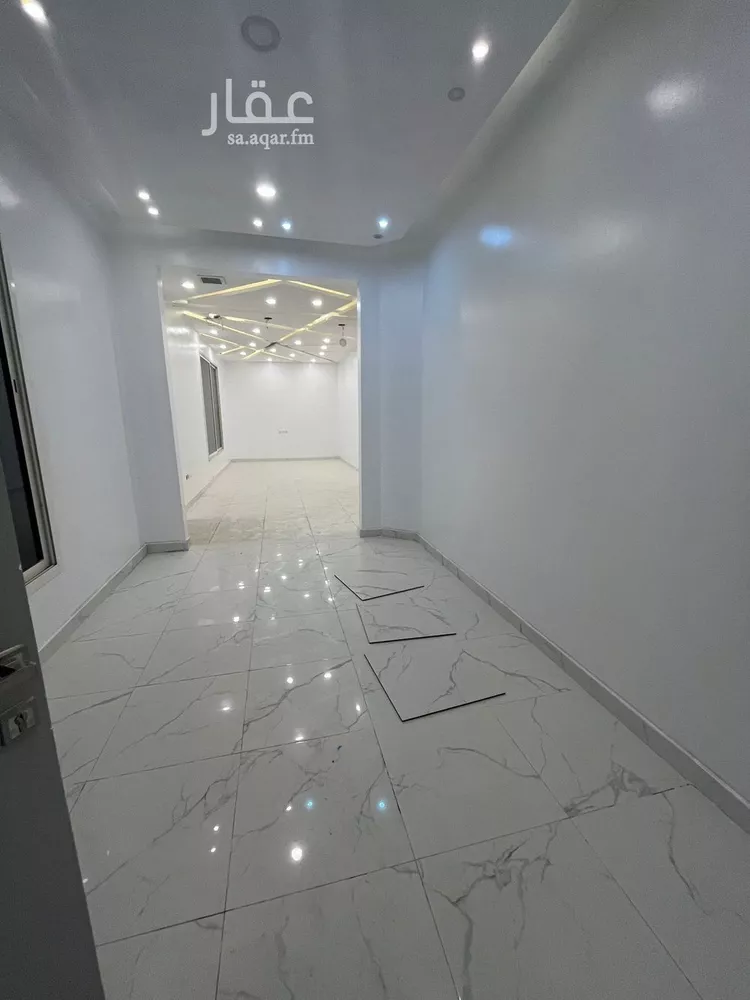 فيلا للبيع في شارع ابن عباد, حي ظهرة البديعة, مدينة الرياض, منطقة الرياض صورة 4