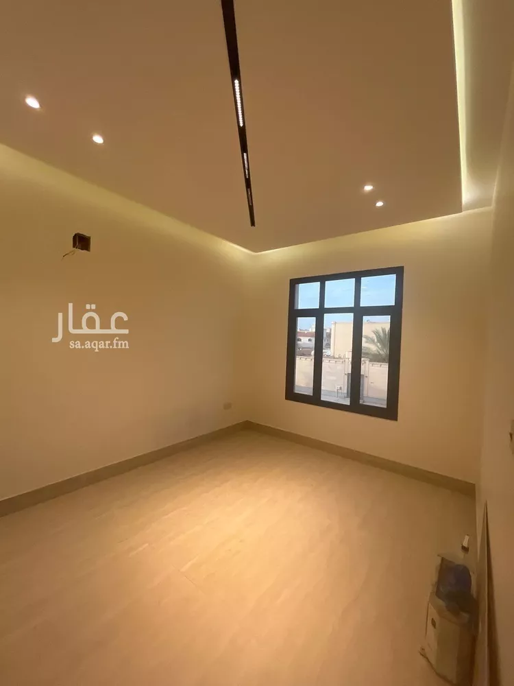 دور للبيع في شارع ابن السقاء, حي شبرا, مدينة الرياض, منطقة الرياض صورة 4