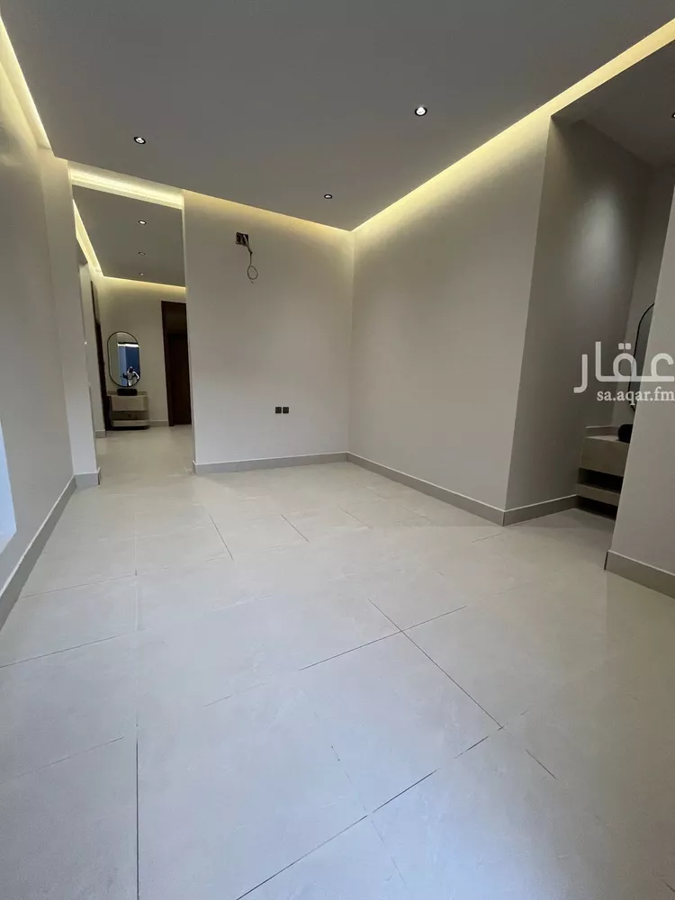 دور للبيع في شارع يثرب, حي شبرا, مدينة الرياض, منطقة الرياض صورة 4