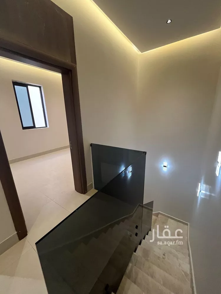 دور للبيع في شارع يثرب, حي شبرا, مدينة الرياض, منطقة الرياض صورة 5