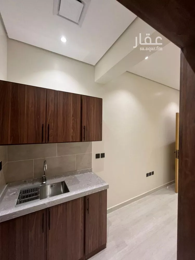 شقة للإيجار في شارع المدينه المنوره, حي العريجاء الغربي, مدينة الرياض, منطقة الرياض صورة 4
