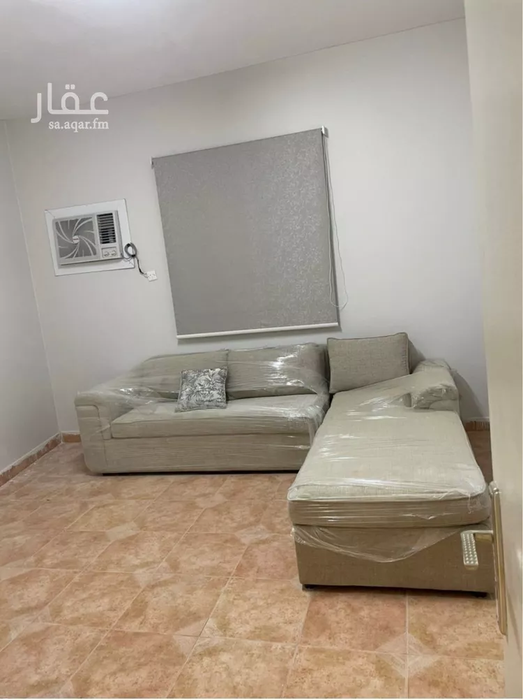 شقة للإيجار في شارع أبي حنيفة الدينوري, حي السويدي, مدينة الرياض, منطقة الرياض صورة 2